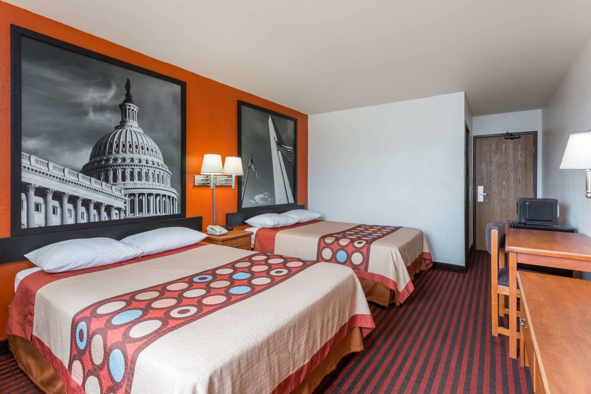 Super 8 By Wyndham Dumfries/Quantico Hotel Exterior photo