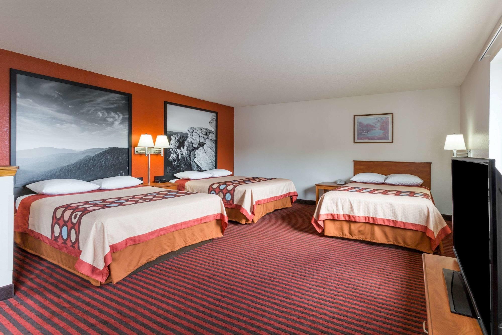 Super 8 By Wyndham Dumfries/Quantico Hotel Exterior photo